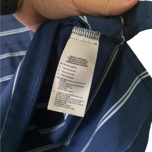 Adidas Men’s Climate Cool Blue Striped Golf Polo- Size Medium - Picture 3 of 5